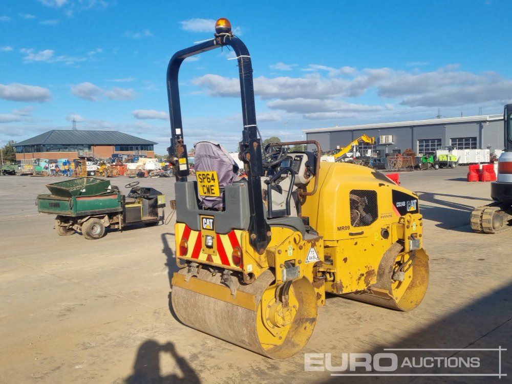 2014 CAT CB24B - Valjak: slika 2014 CAT CB24B - Valjak 2014 CAT CB24B - Valjak: slika 2014 CAT CB24B - Valjak