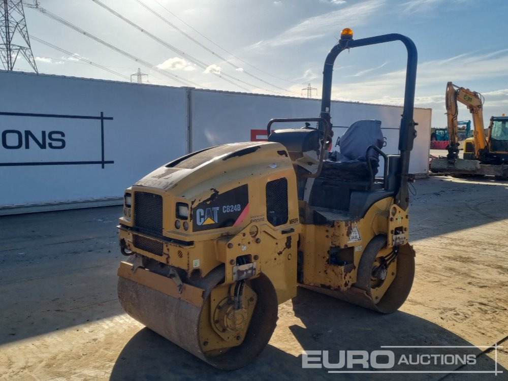 2014 CAT CB24B - Valjak: slika 2014 CAT CB24B - Valjak 2014 CAT CB24B - Valjak: slika 2014 CAT CB24B - Valjak
