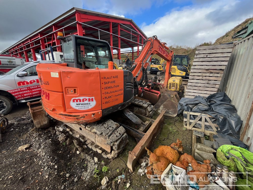 2014 Hitachi ZX85USB-5A - Mini bager: slika 2014 Hitachi ZX85USB-5A - Mini bager 2014 Hitachi ZX85USB-5A - Mini bager: slika 2014 Hitachi ZX85USB-5A - Mini bager