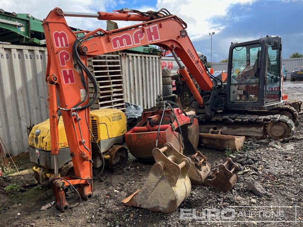 2014 Hitachi ZX85USB-5A - Mini bager: slika 2014 Hitachi ZX85USB-5A - Mini bager 2014 Hitachi ZX85USB-5A - Mini bager: slika 2014 Hitachi ZX85USB-5A - Mini bager