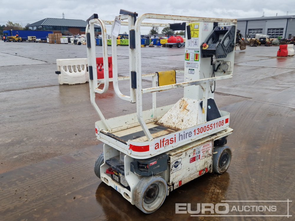 2014 JLG 1230ES - Platforma za podizanje stupa u okomitom položaju: slika 2014 JLG 1230ES - Platforma za podizanje stupa u okomitom položaju 2014 JLG 1230ES - Platforma za podizanje stupa u okomitom položaju: slika 2014 JLG 1230ES - Platforma za podizanje stupa u okomitom položaju