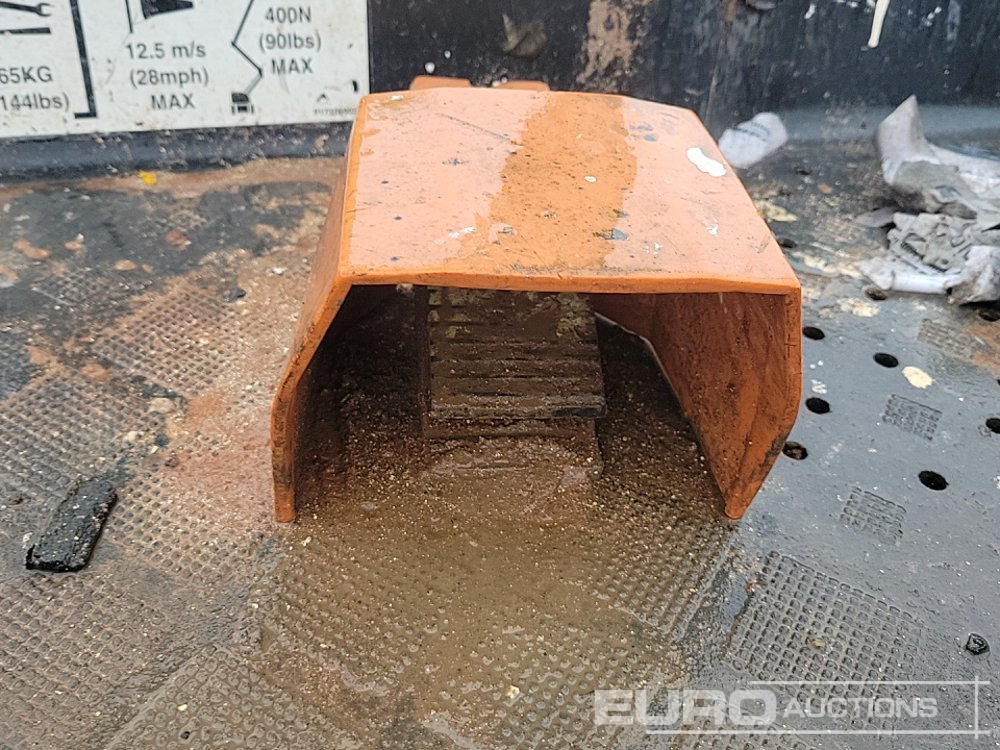 Podizna platforma 2014 Niftylift HR15NE: slika Podizna platforma 2014 Niftylift HR15NE