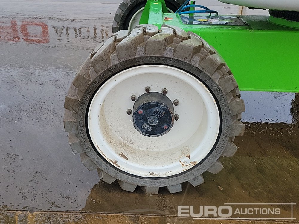 Podizna platforma 2014 Niftylift HR15NE: slika Podizna platforma 2014 Niftylift HR15NE