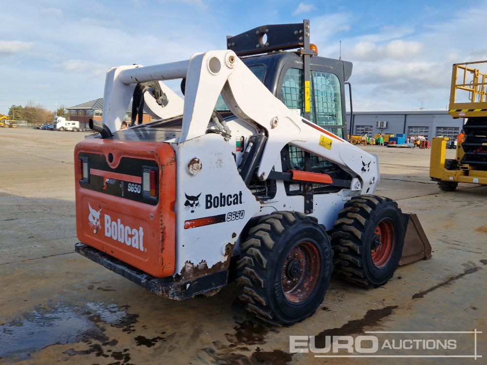 2015 Bobcat S650 - Mini utovarivač: slika 2015 Bobcat S650 - Mini utovarivač 2015 Bobcat S650 - Mini utovarivač: slika 2015 Bobcat S650 - Mini utovarivač