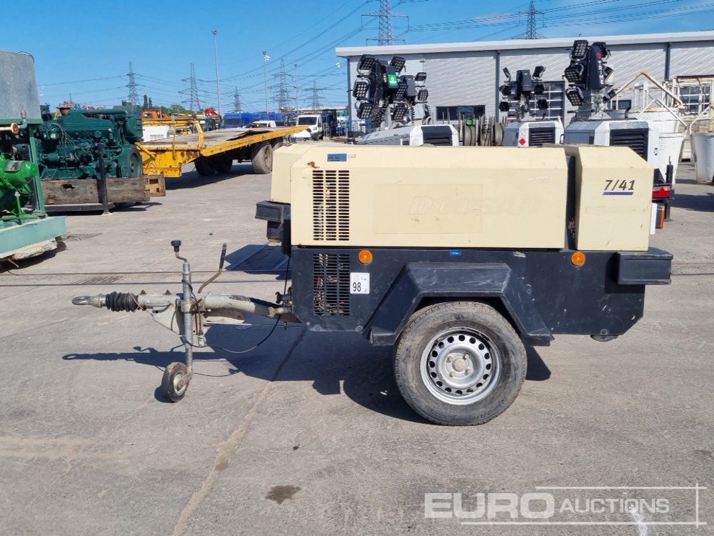 2015 Doosan 741 - Zračni kompresor: slika 2015 Doosan 741 - Zračni kompresor 2015 Doosan 741 - Zračni kompresor: slika 2015 Doosan 741 - Zračni kompresor