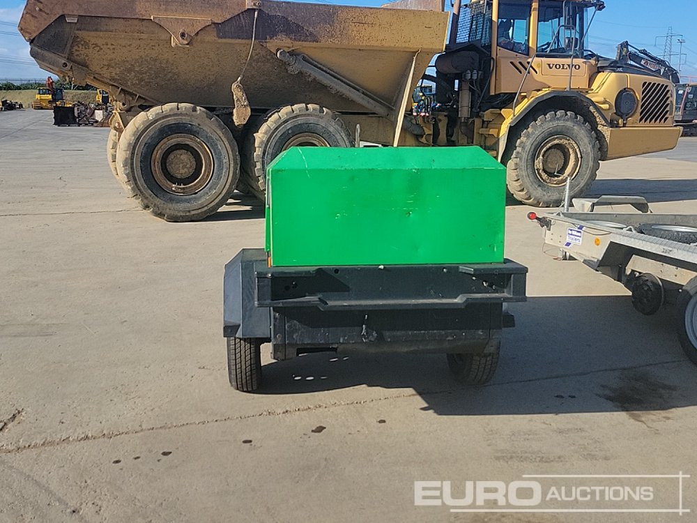 2015 Doosan 741 - Zračni kompresor: slika 2015 Doosan 741 - Zračni kompresor 2015 Doosan 741 - Zračni kompresor: slika 2015 Doosan 741 - Zračni kompresor