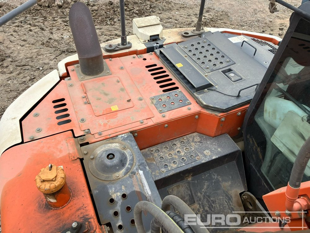 Bager gusjeničar 2015 Hitachi ZX135US-5B: slika Bager gusjeničar 2015 Hitachi ZX135US-5B