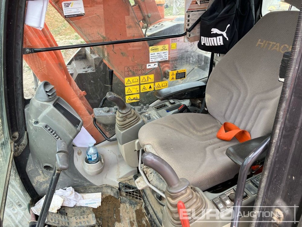 Bager gusjeničar 2015 Hitachi ZX135US-5B: slika Bager gusjeničar 2015 Hitachi ZX135US-5B