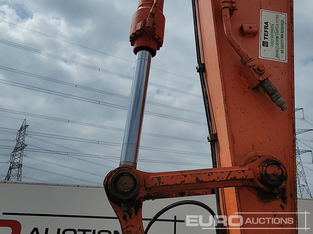Bager gusjeničar 2015 Hitachi ZX210LC-5B: slika Bager gusjeničar 2015 Hitachi ZX210LC-5B