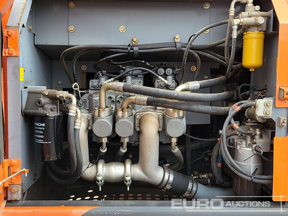 Bager gusjeničar 2015 Hitachi ZX210LC-5B: slika Bager gusjeničar 2015 Hitachi ZX210LC-5B