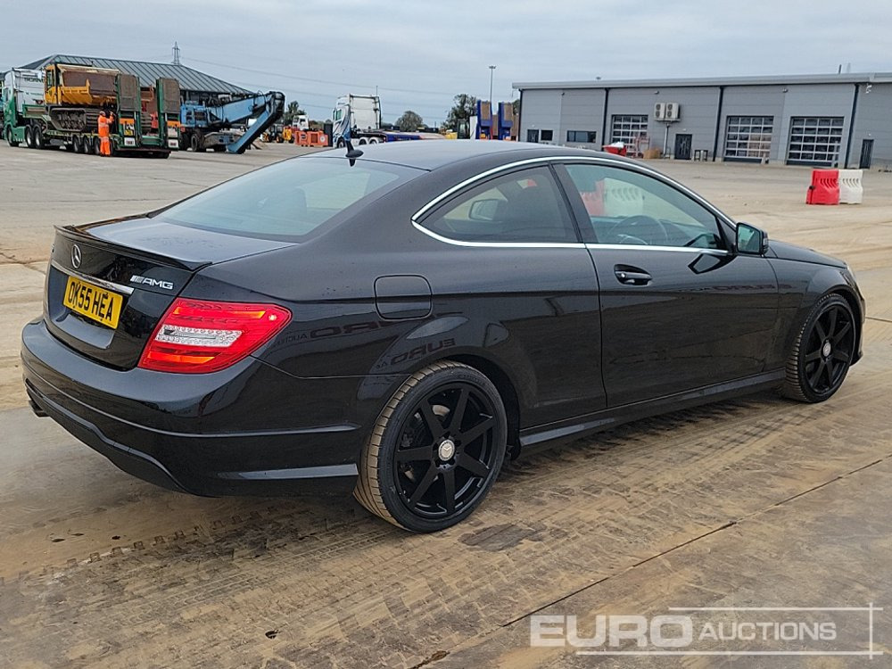 2015 Mercedes C250 AMG - Automobil: slika 2015 Mercedes C250 AMG - Automobil 2015 Mercedes C250 AMG - Automobil: slika 2015 Mercedes C250 AMG - Automobil