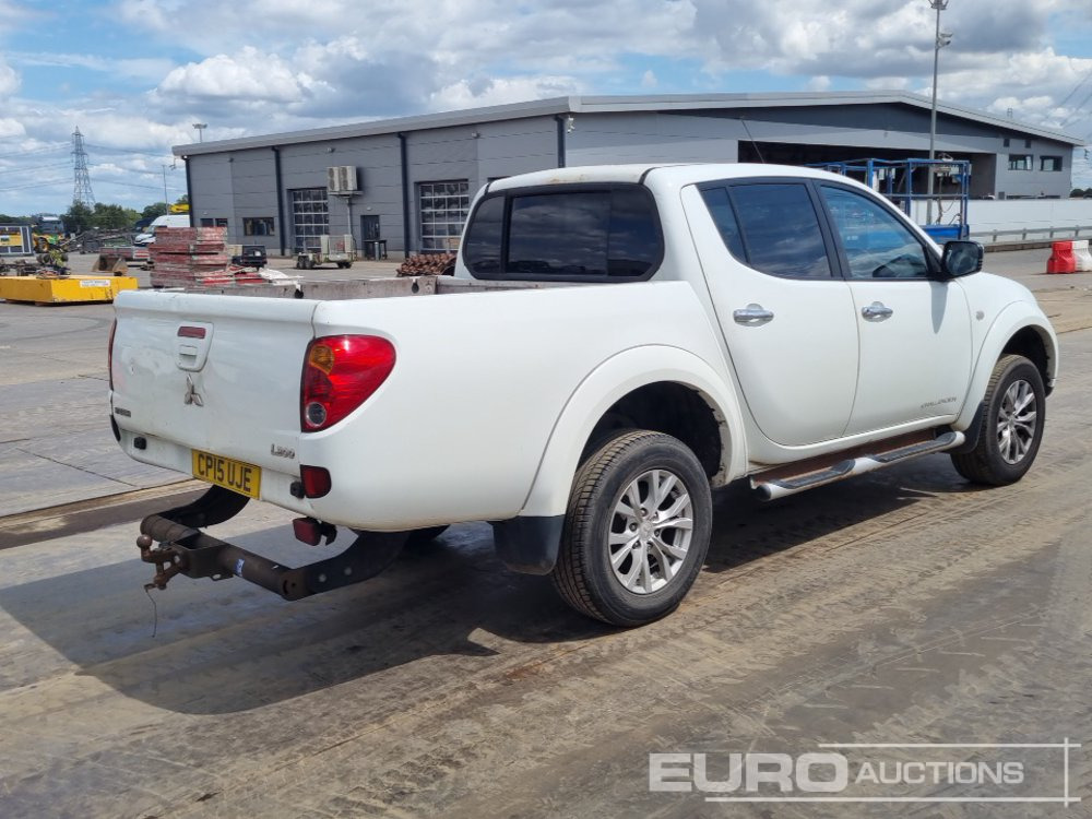 2015 Mitsubishi L200 Challenger - Pick-up: slika 2015 Mitsubishi L200 Challenger - Pick-up 2015 Mitsubishi L200 Challenger - Pick-up: slika 2015 Mitsubishi L200 Challenger - Pick-up