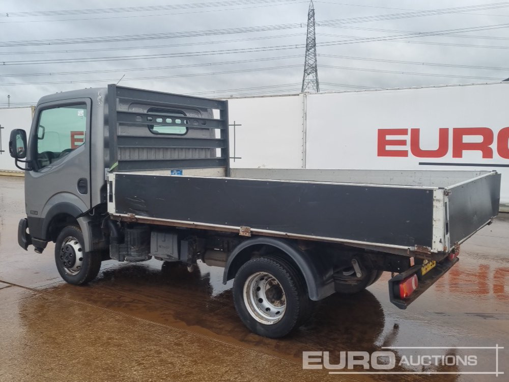 2015 Nissan Cabstar NT400 - Dostavno vozilo s ravnom platformom: slika 2015 Nissan Cabstar NT400 - Dostavno vozilo s ravnom platformom 2015 Nissan Cabstar NT400 - Dostavno vozilo s ravnom platformom: slika 2015 Nissan Cabstar NT400 - Dostavno vozilo s ravnom platformom