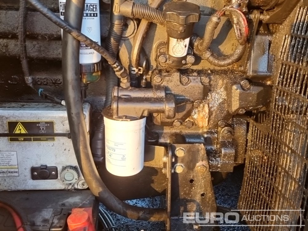 Generatorski set 2015 SDMO R165C3: slika Generatorski set 2015 SDMO R165C3 Generatorski set 2015 SDMO R165C3: slika Generatorski set 2015 SDMO R165C3