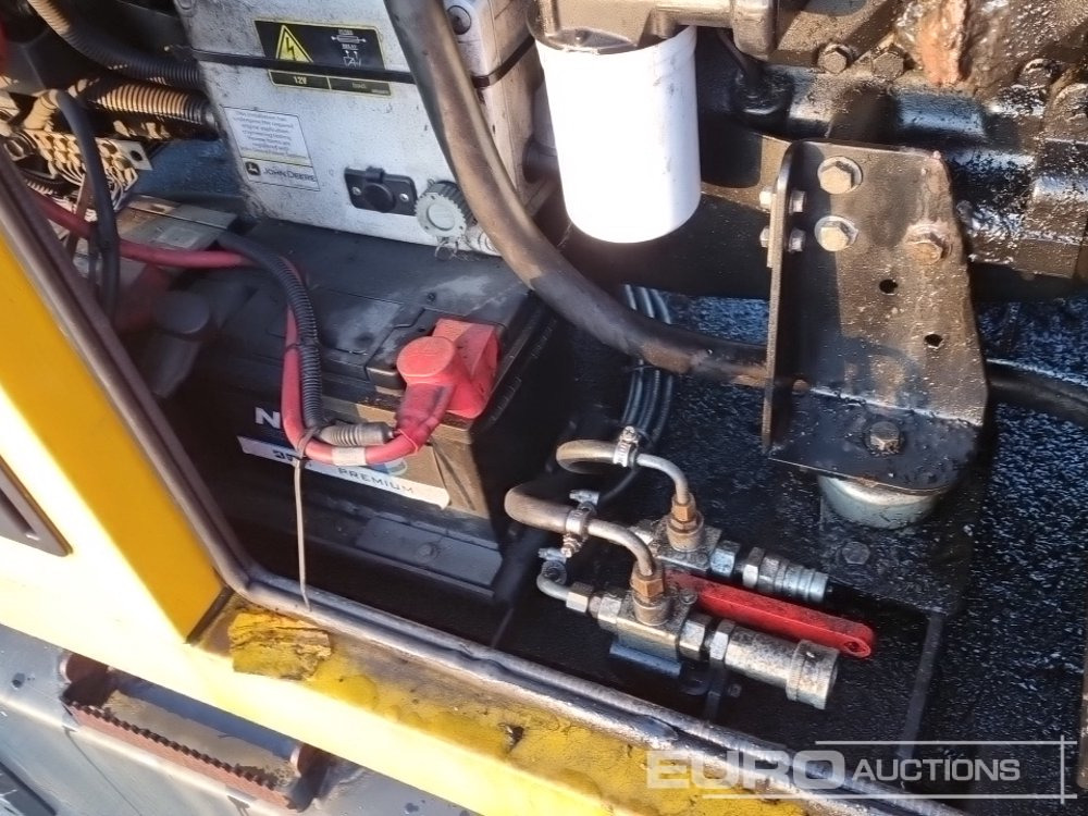 Generatorski set 2015 SDMO R165C3: slika Generatorski set 2015 SDMO R165C3 Generatorski set 2015 SDMO R165C3: slika Generatorski set 2015 SDMO R165C3