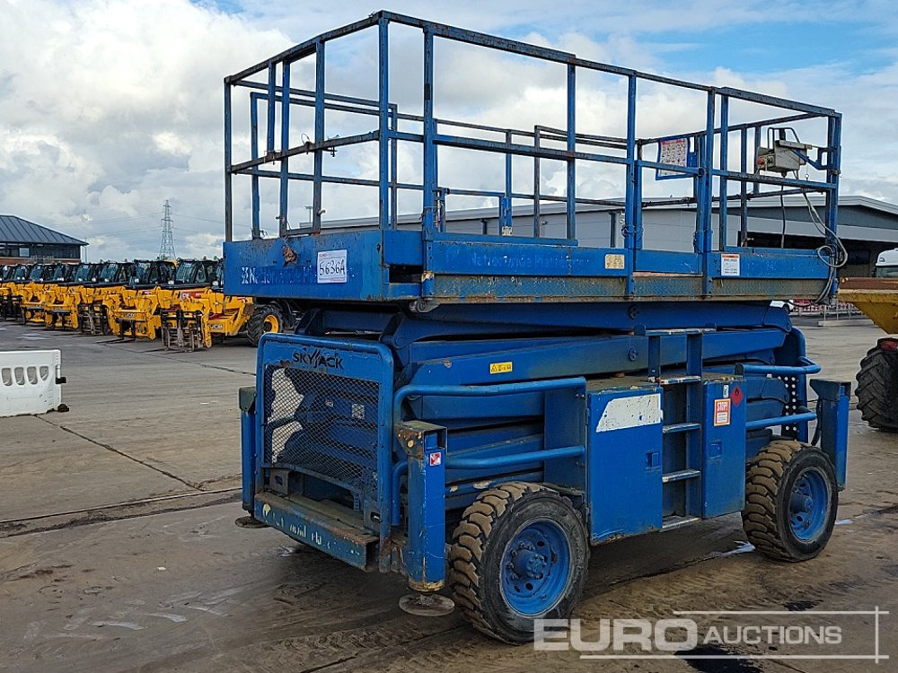 2015 SkyJack SJ8841 - Podizna platforma: slika 2015 SkyJack SJ8841 - Podizna platforma 2015 SkyJack SJ8841 - Podizna platforma: slika 2015 SkyJack SJ8841 - Podizna platforma