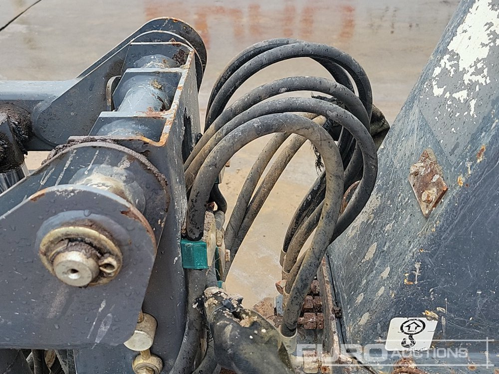 Mini istovarivač 2015 Terex TA1EH: slika Mini istovarivač 2015 Terex TA1EH