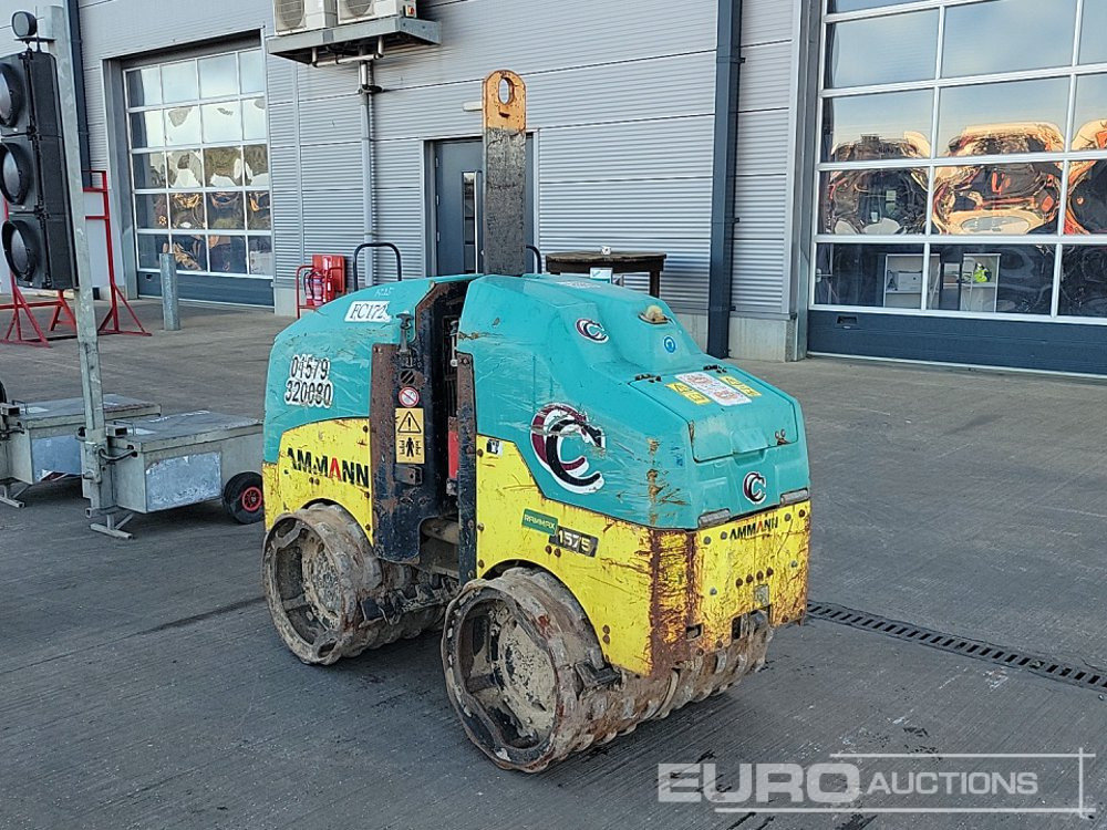 2016 Ammann RAMMAX 1575 - Stroj za asfaltiranje: slika 2016 Ammann RAMMAX 1575 - Stroj za asfaltiranje 2016 Ammann RAMMAX 1575 - Stroj za asfaltiranje: slika 2016 Ammann RAMMAX 1575 - Stroj za asfaltiranje