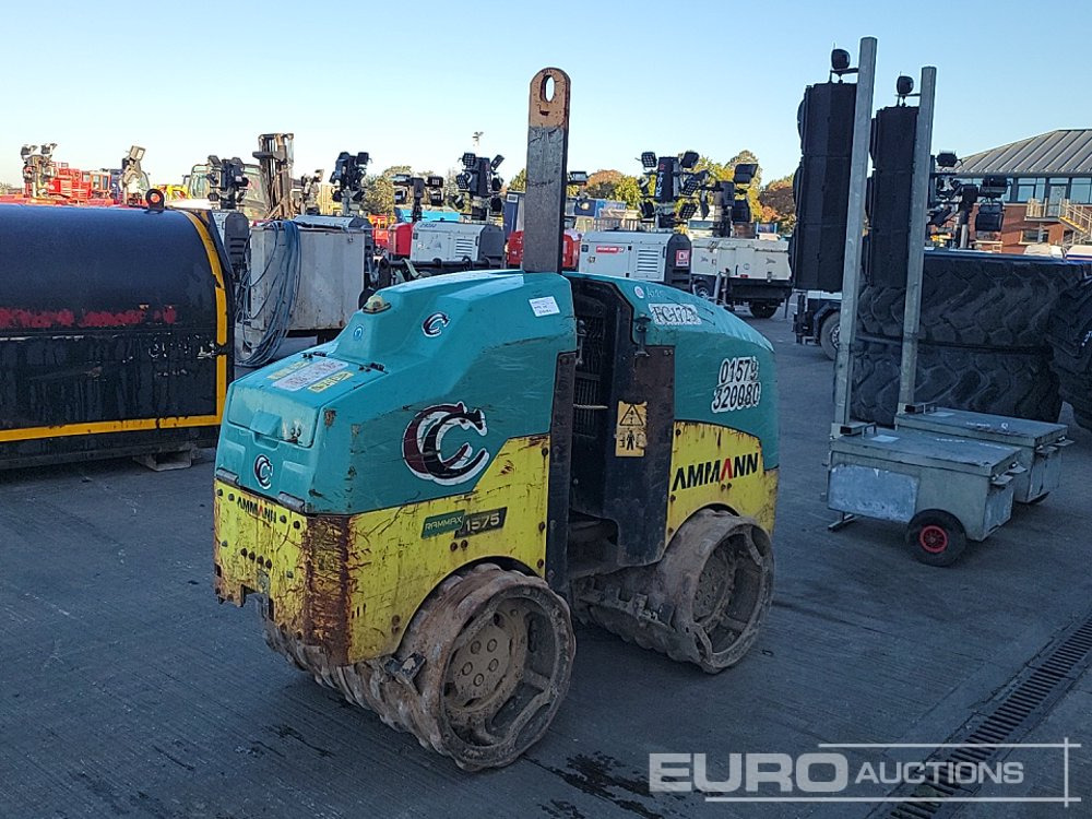 2016 Ammann RAMMAX 1575 - Stroj za asfaltiranje: slika 2016 Ammann RAMMAX 1575 - Stroj za asfaltiranje 2016 Ammann RAMMAX 1575 - Stroj za asfaltiranje: slika 2016 Ammann RAMMAX 1575 - Stroj za asfaltiranje