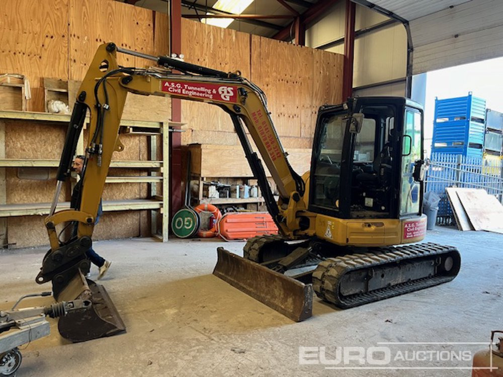 2016 CAT 305E2 - Mini bager: slika 2016 CAT 305E2 - Mini bager 2016 CAT 305E2 - Mini bager: slika 2016 CAT 305E2 - Mini bager