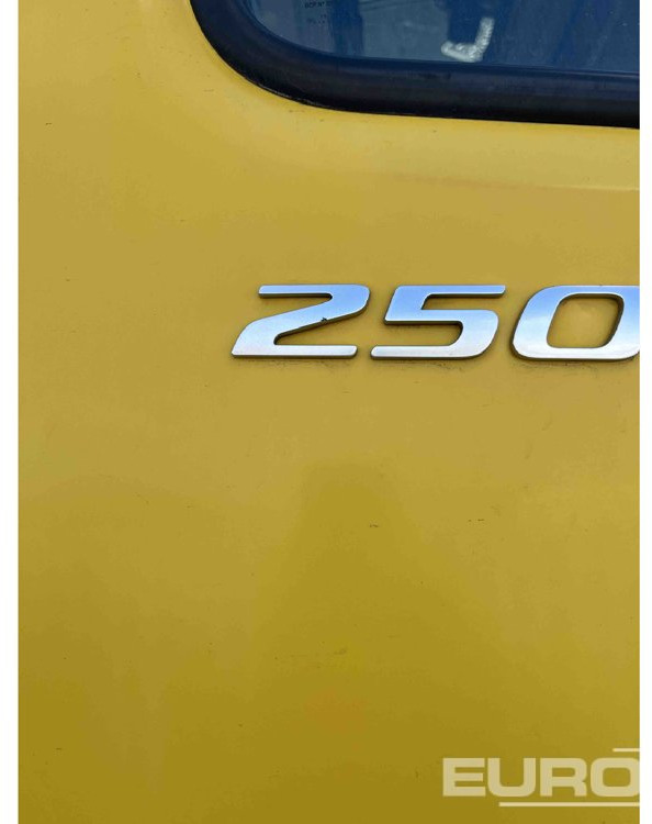 2016 DAF CF250 - Kamion s ceradom: slika 2016 DAF CF250 - Kamion s ceradom 2016 DAF CF250 - Kamion s ceradom: slika 2016 DAF CF250 - Kamion s ceradom