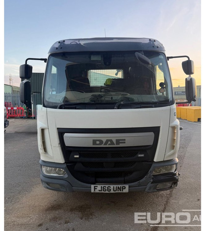2016 DAF LF220FA - Kiper: slika 2016 DAF LF220FA - Kiper 2016 DAF LF220FA - Kiper: slika 2016 DAF LF220FA - Kiper