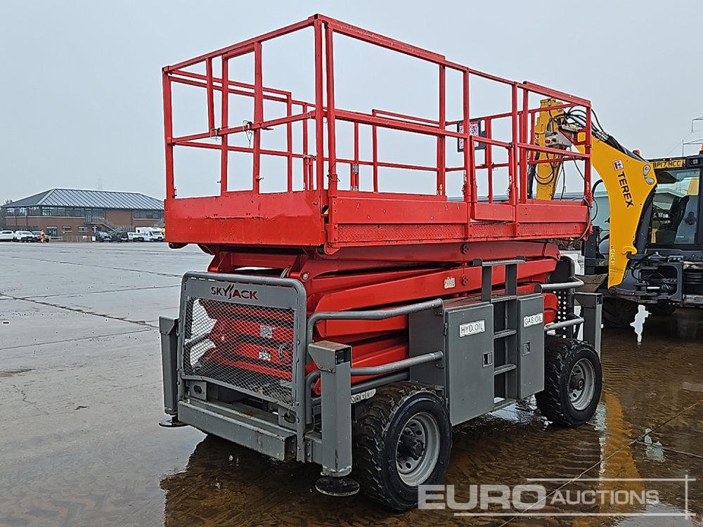 2016 SkyJack SJ8841 - Podizna platforma: slika 2016 SkyJack SJ8841 - Podizna platforma 2016 SkyJack SJ8841 - Podizna platforma: slika 2016 SkyJack SJ8841 - Podizna platforma