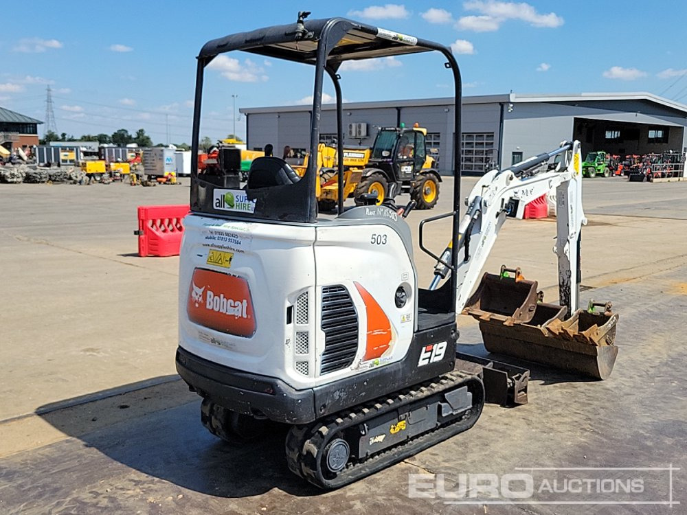2017 Bobcat E19 - Mini bager: slika 2017 Bobcat E19 - Mini bager 2017 Bobcat E19 - Mini bager: slika 2017 Bobcat E19 - Mini bager