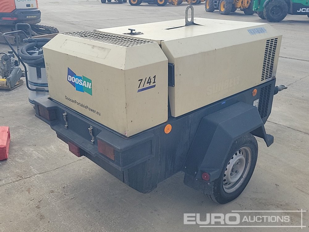 2017 Doosan 7/41 - Zračni kompresor: slika 2017 Doosan 7/41 - Zračni kompresor 2017 Doosan 7/41 - Zračni kompresor: slika 2017 Doosan 7/41 - Zračni kompresor