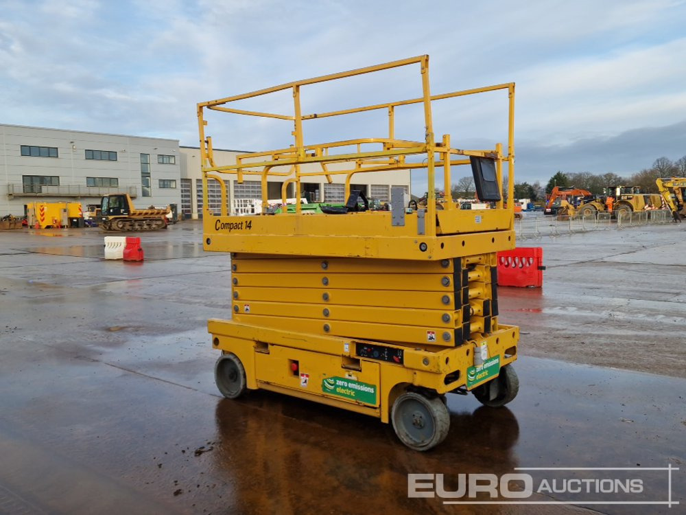 Podizna platforma 2017 Haulotte Compact 14: slika Podizna platforma 2017 Haulotte Compact 14