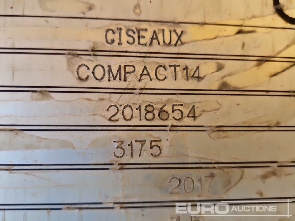 Podizna platforma 2017 Haulotte Compact 14: slika Podizna platforma 2017 Haulotte Compact 14