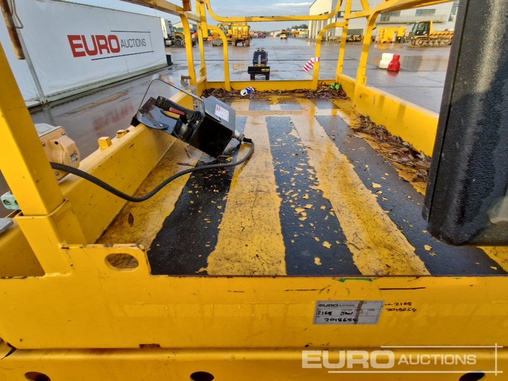 Podizna platforma 2017 Haulotte Compact 14: slika Podizna platforma 2017 Haulotte Compact 14