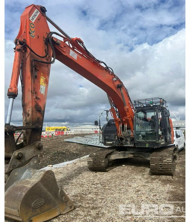 2017 Hitachi ZX225USLC-6 - Bager gusjeničar: slika 2017 Hitachi ZX225USLC-6 - Bager gusjeničar 2017 Hitachi ZX225USLC-6 - Bager gusjeničar: slika 2017 Hitachi ZX225USLC-6 - Bager gusjeničar