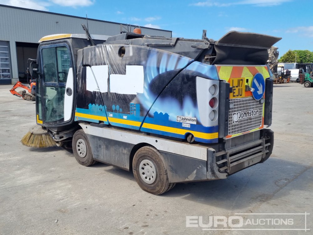 2017 Johnston 4x2 Road Sweeper, Reverse Camera, Automatic Gearbox (Category S Insurance Loss, Runs No Drive) - Cestovna čistilica: slika 2017 Johnston 4x2 Road Sweeper, Reverse Camera, Automatic Gearbox (Category S Insurance Loss, Runs No Drive) - Cestovna čistilica 2017 Johnston 4x2 Road Sweeper, Reverse Camera, Automatic Gearbox (Category S Insurance Loss, Runs No Drive) - Cestovna čistilica: slika 2017 Johnston 4x2 Road Sweeper, Reverse Camera, Automatic Gearbox (Category S Insurance Loss, Runs No Drive) - Cestovna čistilica