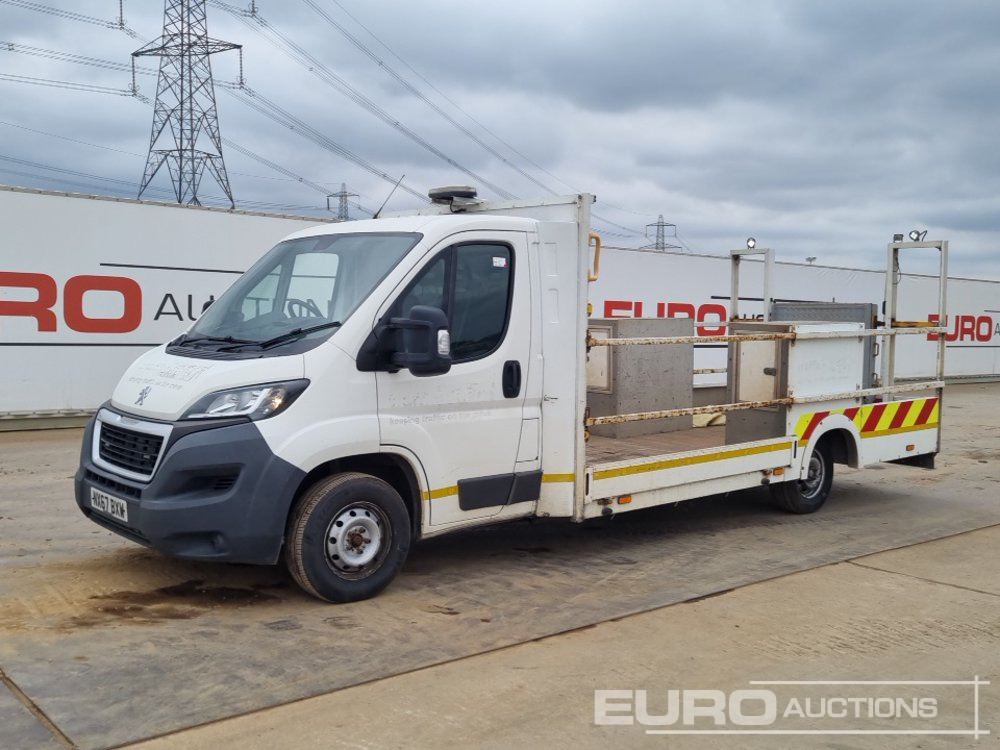 2017 Peugeot Boxer 335 - Dostavno vozilo s ravnom platformom: slika 2017 Peugeot Boxer 335 - Dostavno vozilo s ravnom platformom 2017 Peugeot Boxer 335 - Dostavno vozilo s ravnom platformom: slika 2017 Peugeot Boxer 335 - Dostavno vozilo s ravnom platformom