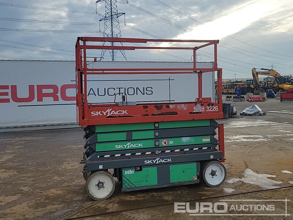 2017 SkyJack SJ3226 - Škarasta podizna platforma: slika 2017 SkyJack SJ3226 - Škarasta podizna platforma 2017 SkyJack SJ3226 - Škarasta podizna platforma: slika 2017 SkyJack SJ3226 - Škarasta podizna platforma