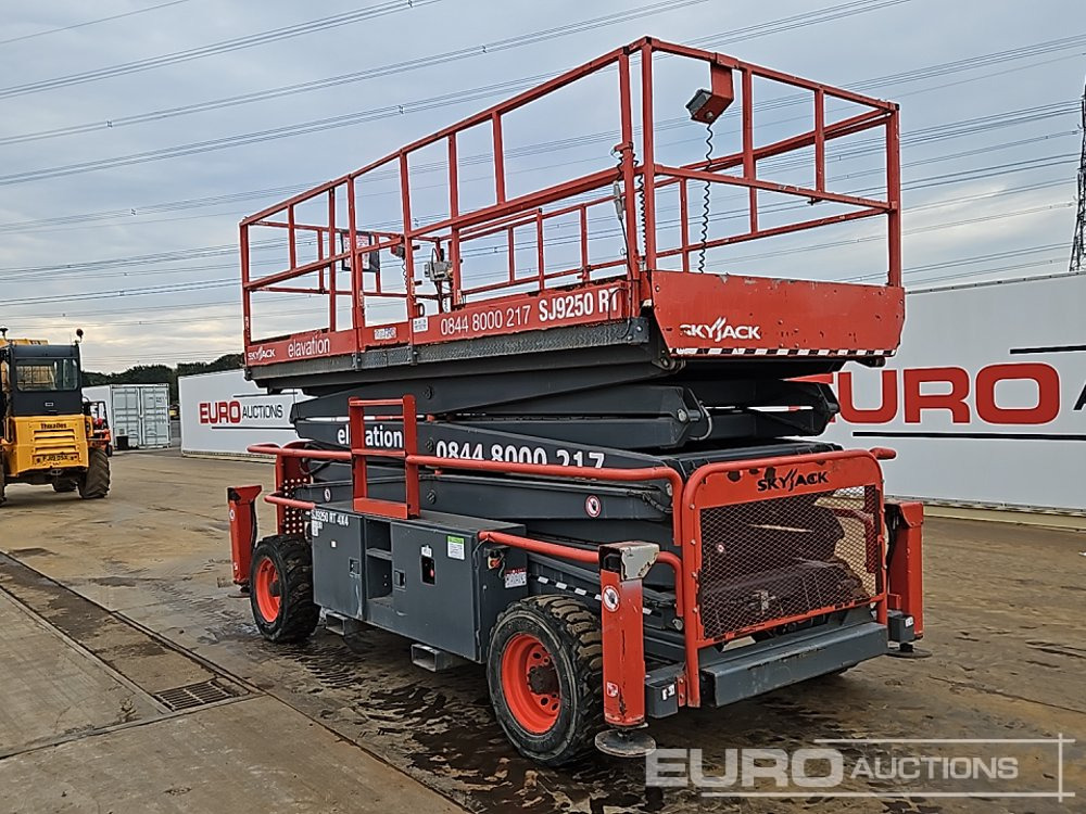 2017 SkyJack SJ9250 - Podizna platforma: slika 2017 SkyJack SJ9250 - Podizna platforma 2017 SkyJack SJ9250 - Podizna platforma: slika 2017 SkyJack SJ9250 - Podizna platforma