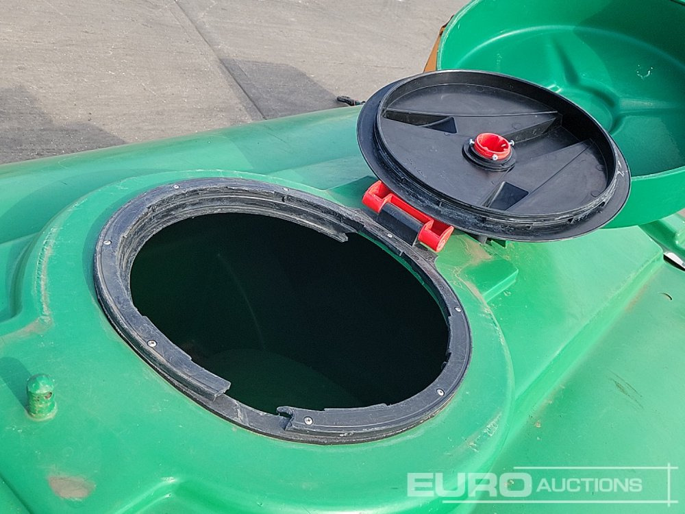 Cisterna za skladištenje 2017 Trailer Engineering Single Axle Plastic Water Bowser, Honda Petrol Pump: slika Cisterna za skladištenje 2017 Trailer Engineering Single Axle Plastic Water Bowser, Honda Petrol Pump