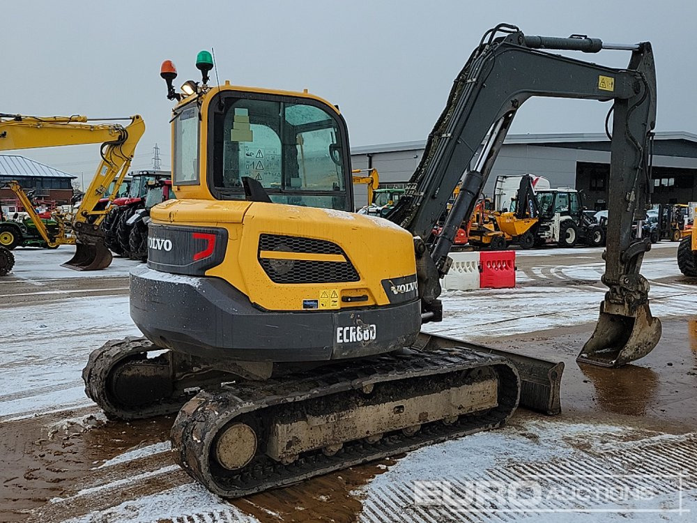 2017 Volvo ECR88D - Mini bager: slika 2017 Volvo ECR88D - Mini bager 2017 Volvo ECR88D - Mini bager: slika 2017 Volvo ECR88D - Mini bager