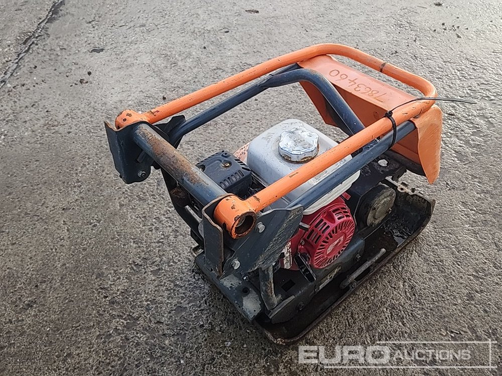 2018 Altrad FC4000ETP Petrol Compaction Plate, Honda Engine - Stroj za asfaltiranje: slika 2018 Altrad FC4000ETP Petrol Compaction Plate, Honda Engine - Stroj za asfaltiranje 2018 Altrad FC4000ETP Petrol Compaction Plate, Honda Engine - Stroj za asfaltiranje: slika 2018 Altrad FC4000ETP Petrol Compaction Plate, Honda Engine - Stroj za asfaltiranje