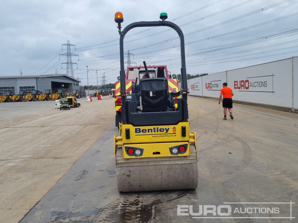 2018 Bomag BW120AD-5 - Valjak: slika 2018 Bomag BW120AD-5 - Valjak 2018 Bomag BW120AD-5 - Valjak: slika 2018 Bomag BW120AD-5 - Valjak