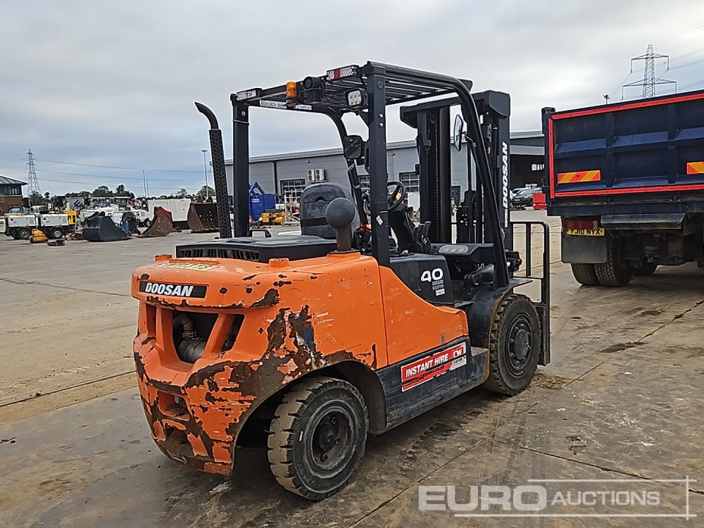 2018 Doosan D40SC-7 - Viličar: slika 2018 Doosan D40SC-7 - Viličar 2018 Doosan D40SC-7 - Viličar: slika 2018 Doosan D40SC-7 - Viličar
