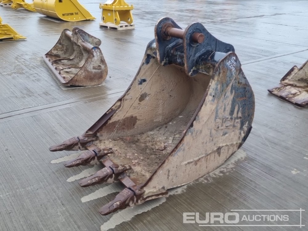 2018 JCB 34" Digging Bucket 65mm Pin to suit 13 Ton Excavator - Korpa: slika 2018 JCB 34" Digging Bucket 65mm Pin to suit 13 Ton Excavator - Korpa 2018 JCB 34" Digging Bucket 65mm Pin to suit 13 Ton Excavator - Korpa: slika 2018 JCB 34" Digging Bucket 65mm Pin to suit 13 Ton Excavator - Korpa