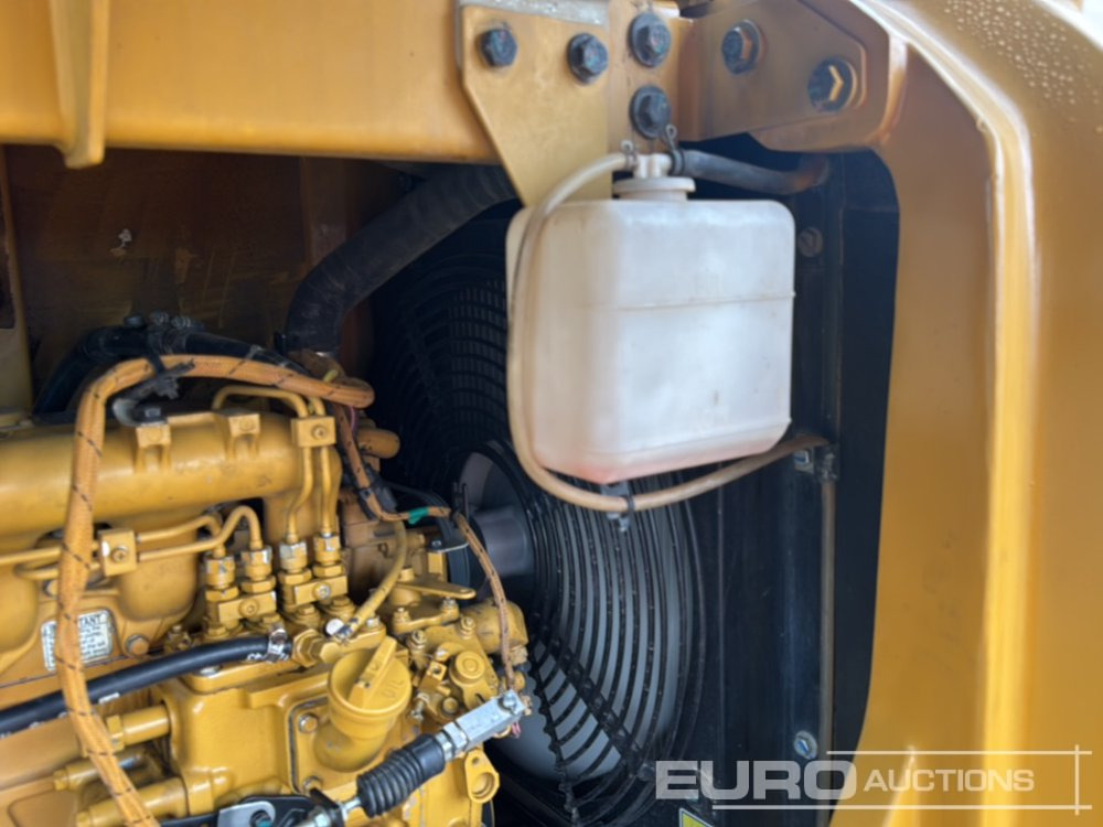 Mini bager 2019 CAT 305.5E2: slika Mini bager 2019 CAT 305.5E2
