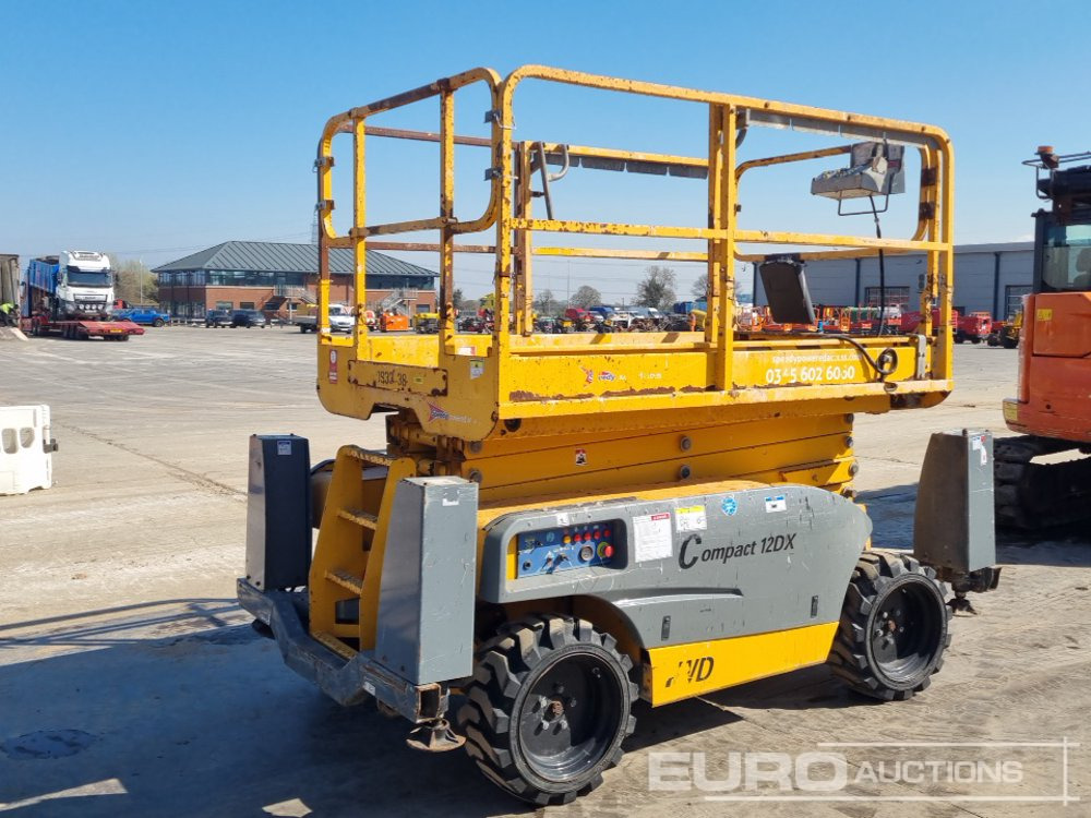 2019 Haulotte Compact 12 DX - Podizna platforma: slika 2019 Haulotte Compact 12 DX - Podizna platforma 2019 Haulotte Compact 12 DX - Podizna platforma: slika 2019 Haulotte Compact 12 DX - Podizna platforma
