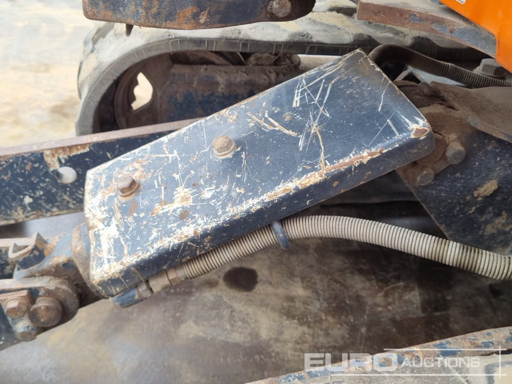 Mini bager 2019 Hitachi ZX19U-5A: slika Mini bager 2019 Hitachi ZX19U-5A