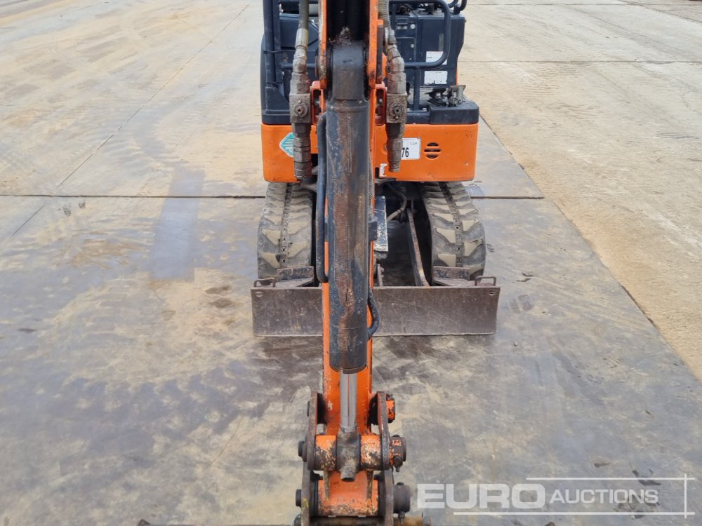 Mini bager 2019 Hitachi ZX19U-5A: slika Mini bager 2019 Hitachi ZX19U-5A
