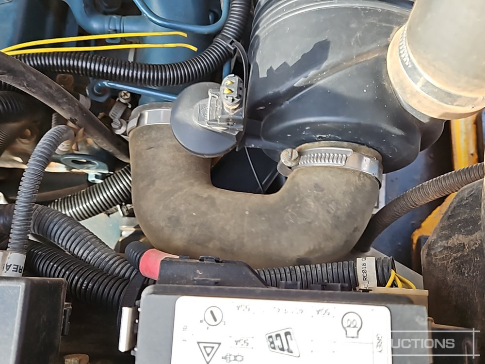 Mini istovarivač 2019 JCB 3STH: slika Mini istovarivač 2019 JCB 3STH