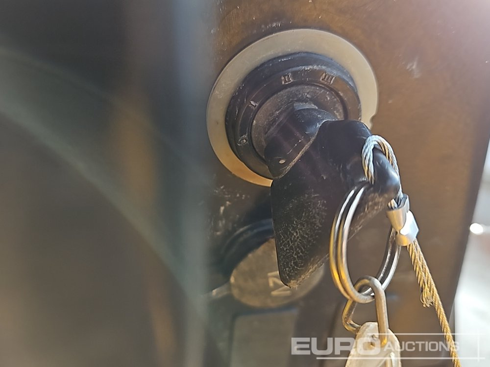 Mini istovarivač 2019 JCB 3STH: slika Mini istovarivač 2019 JCB 3STH