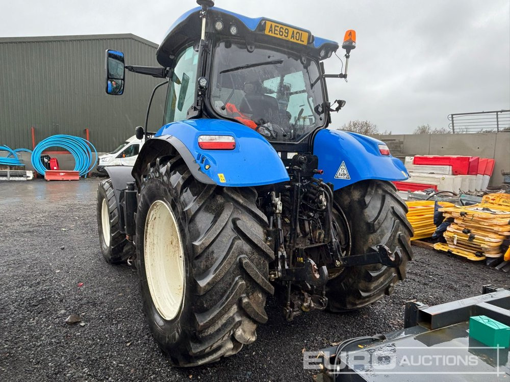 2019 New Holland T7.210 - Traktor: slika 2019 New Holland T7.210 - Traktor 2019 New Holland T7.210 - Traktor: slika 2019 New Holland T7.210 - Traktor